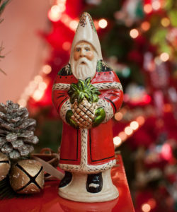 Santa with Gold Pineapple