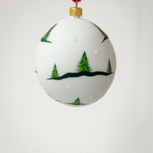 Jingle Balls™ Green Santa with Wreath