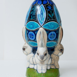 "Six Butterflies" Bunnies with Egg