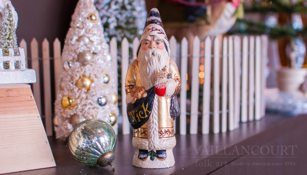 New - Gold Coat St. Nick