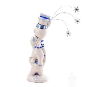 Stacked Snowmen with Snowflake
