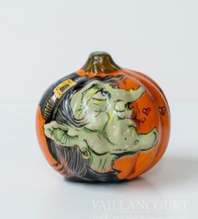One of the 2016 assorted designs.