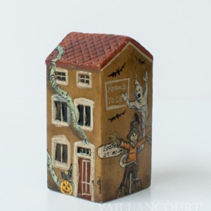 Haunted Village � Building #4 (Assorted)