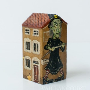 Haunted Village � Building #4 (Assorted)