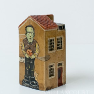 Haunted Village � Building #4 (Assorted)