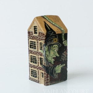 Haunted Village � Building #5 (Assorted)