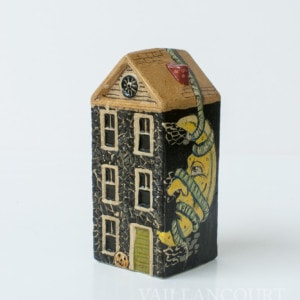 Haunted Village � Building #5 (Assorted)