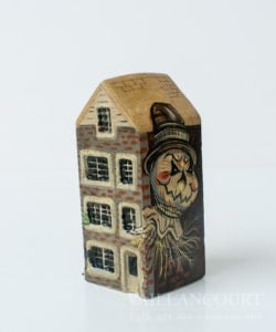 Haunted Village � Building #5 (Assorted)