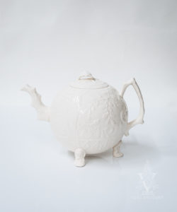 Classical Christmas Punch Pot