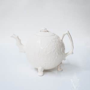 Classical Christmas Punch Pot