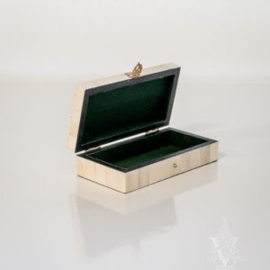 Engraved Whale 1793 Vintage Scrimshaw Bone Box Antique Reproduction
