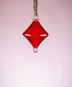 Swirl Ornament Red