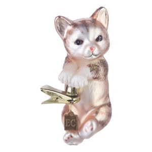 Clip-On Hang in There Kitty Ornament
