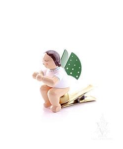 Brunette Angel Praying On Clip by Wendt & Kühn