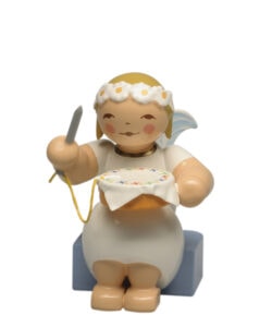 Wendt & Kühn Marguerite Angel with Embroidery