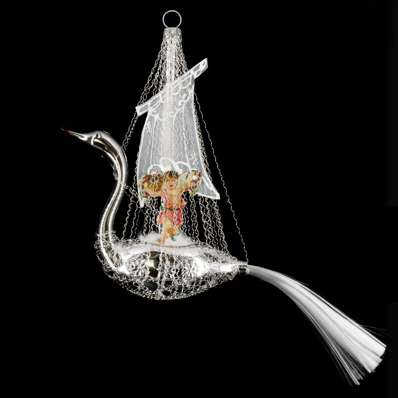 schwan_mit_oblate_und_segel_silber_christbaumschmuck_baumschmuck_lauscha_weihnachtsdeko_glaskugeln_marolin_nostalgisch_vintage_shabby_baumkugel_weihnachtsbaum_glasschmuck_1280x1280.jpg