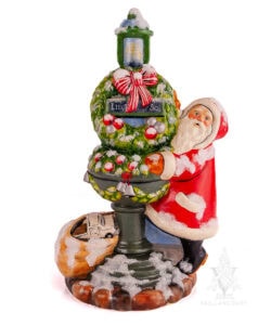 Main Street Fountain Nantucket Santa