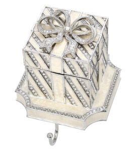 OLIVIA RIEGEL White Gift Box Stocking Holder