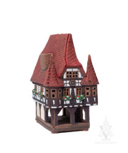 Keramik Tudor withThree Towers