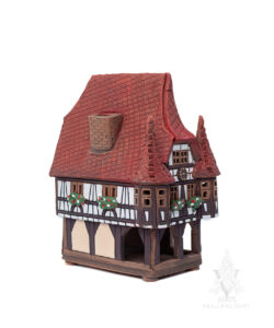 Keramik Tudor withThree Towers