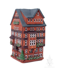 Keramik Hotel with Tree