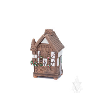 Sm Tudor With  Tower