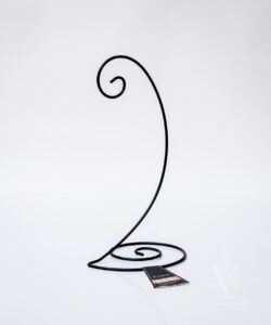 Black Ornament Stand